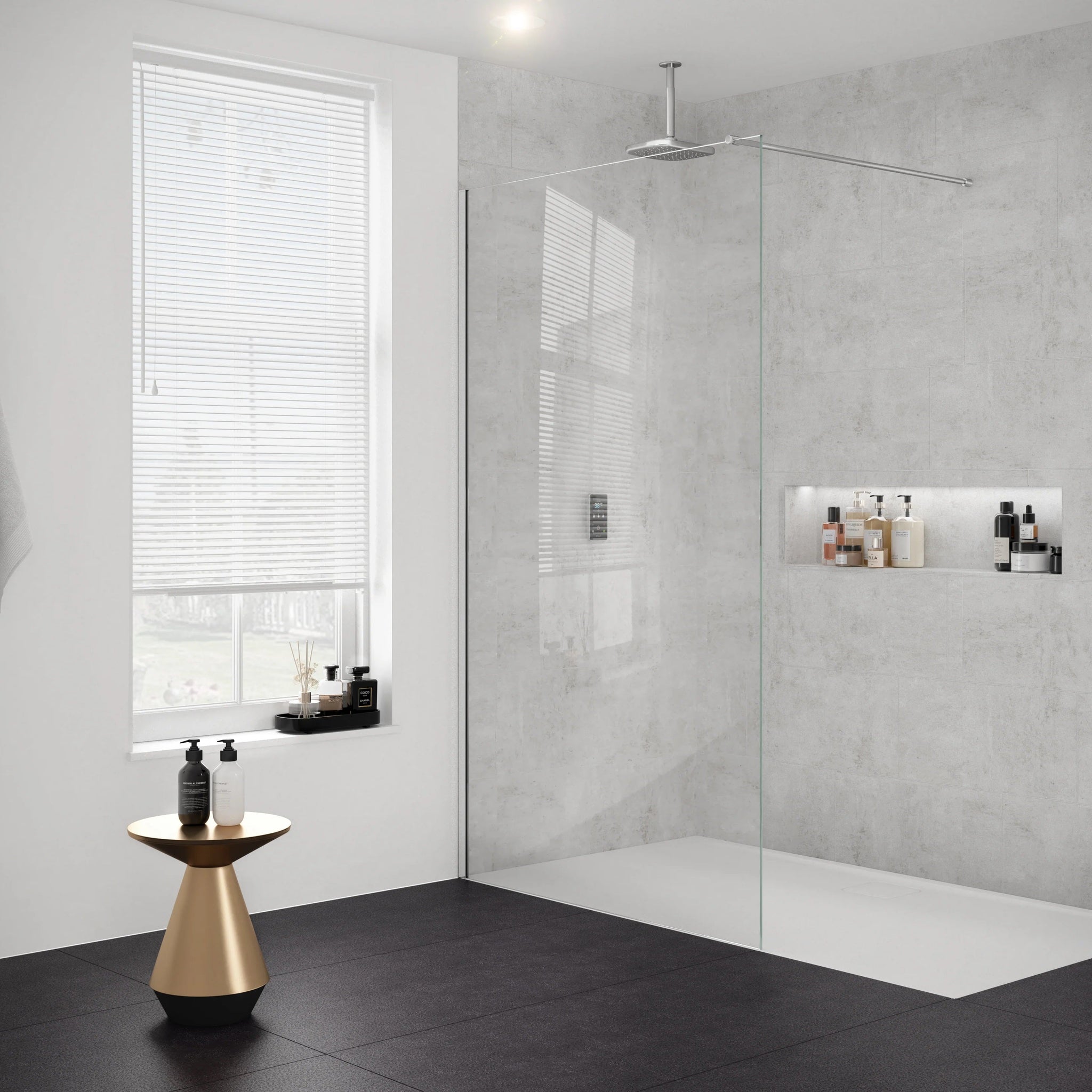 Modern bathroom with an 8mm thick glass wet room shower screen.